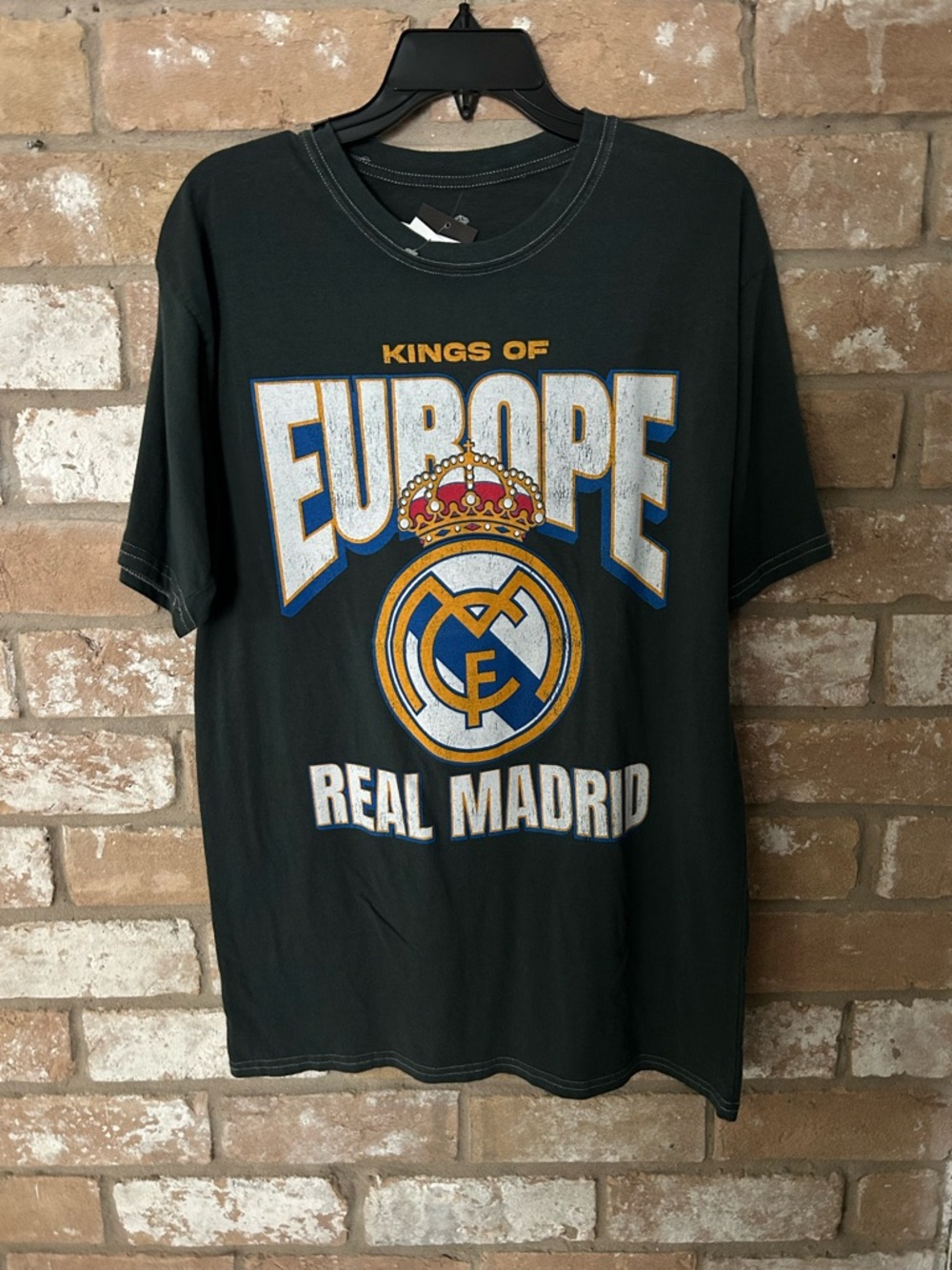 Real Madrid "Kings of Europe" Black Graphic Tee. New with tags. Mens large.
